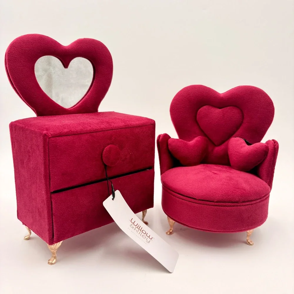Willow & Riley Pink Velvet Heart Jewelry Box Set Vanity Dresser & Armchair NWT